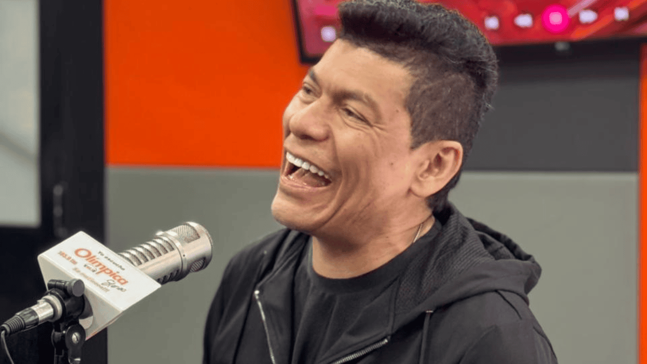 Álex Manga, cantante de vallenato